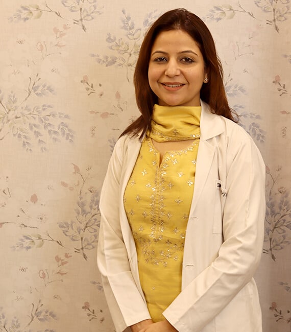 Dr Rhythm Gupta consulting with fertility patients at Excel IVF's Shalimar Bagh clinic, serving Rohini and North West Delhi
